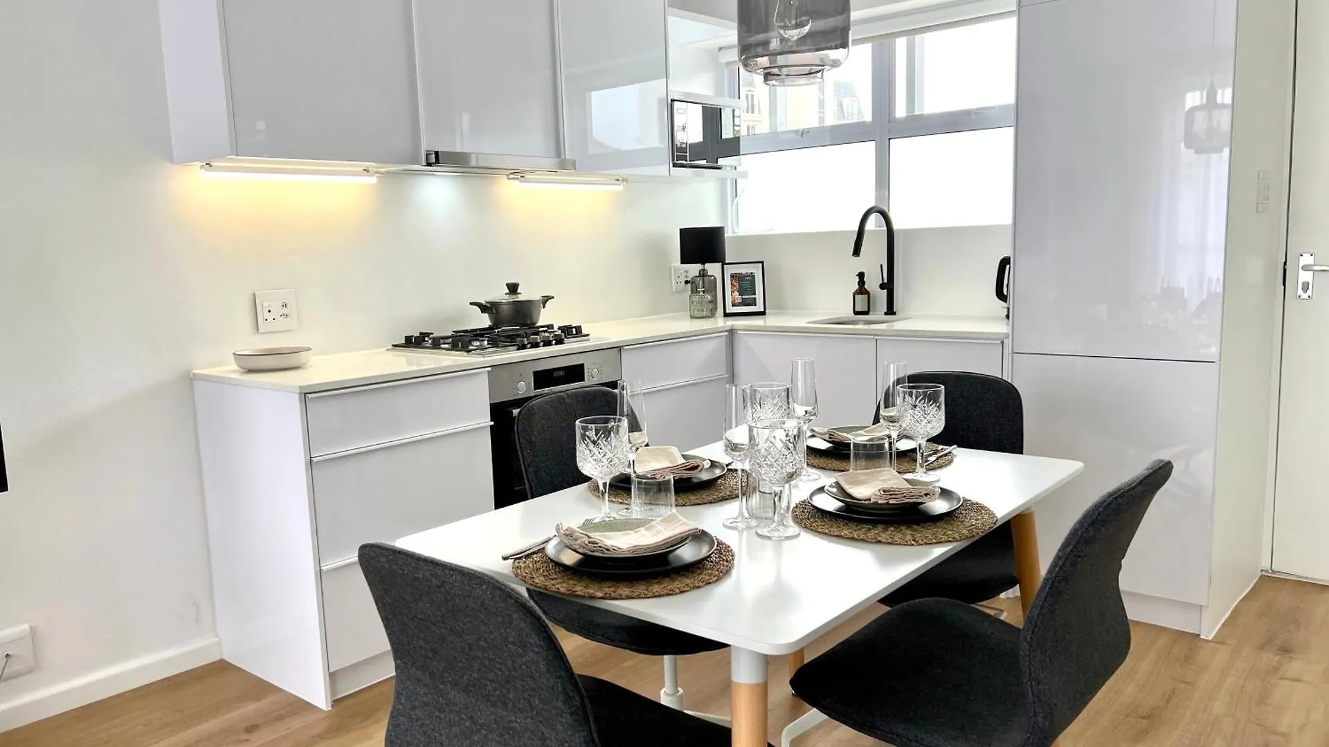 Studio 44 Cape Town Apartment